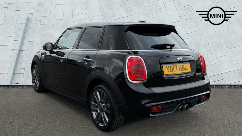 Mini Hatch 5-Door Hatch Cooper S Seven Edition YD17HBL Black #3