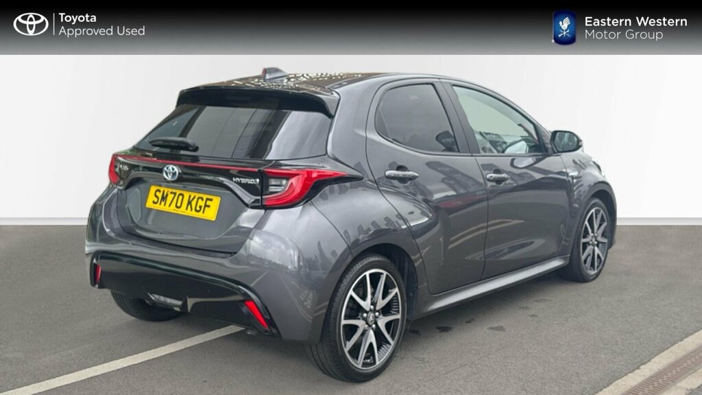 Toyota Yaris 1.5 Vvt-h Dynamic E-cvt Euro 6 Ss Grey #2