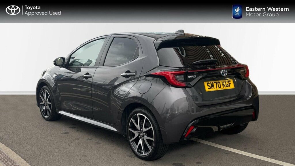 Toyota Yaris 1.5 Vvt-h Dynamic E-cvt Euro 6 Ss Grey #4