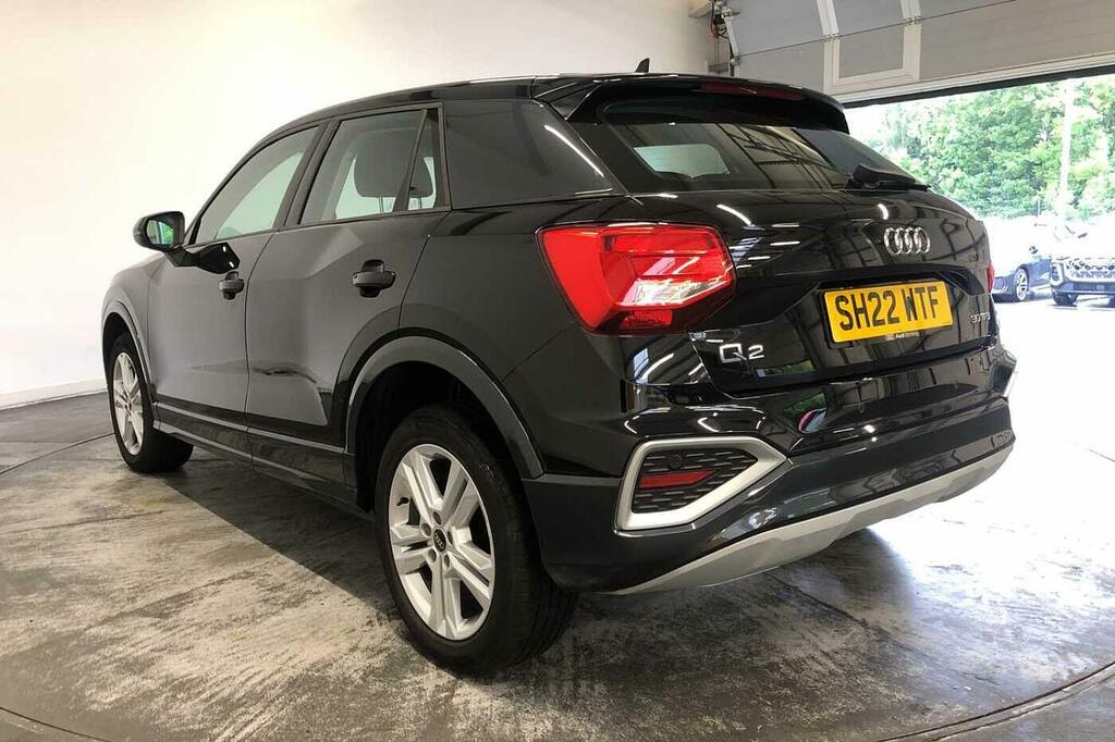 Audi Q2 Sport 30 Tfsi 110 Ps 6-Speed Black #3