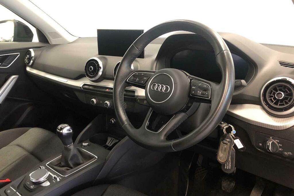 Audi Q2 Sport 30 Tfsi 110 Ps 6-Speed Black #6