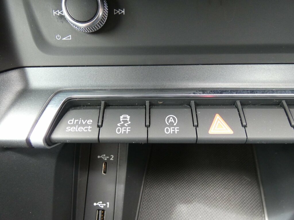 Audi Q3 2.0 Tdi 40 S Line Suv S Tronic Quattro Grey #28