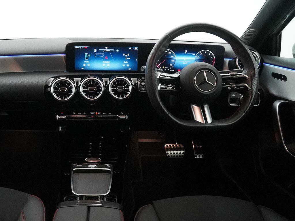 Mercedes-Benz A Class 2.0 A35h Mhev Amg Premium Plus 7G-dct 4Matic Eur Yellow #5