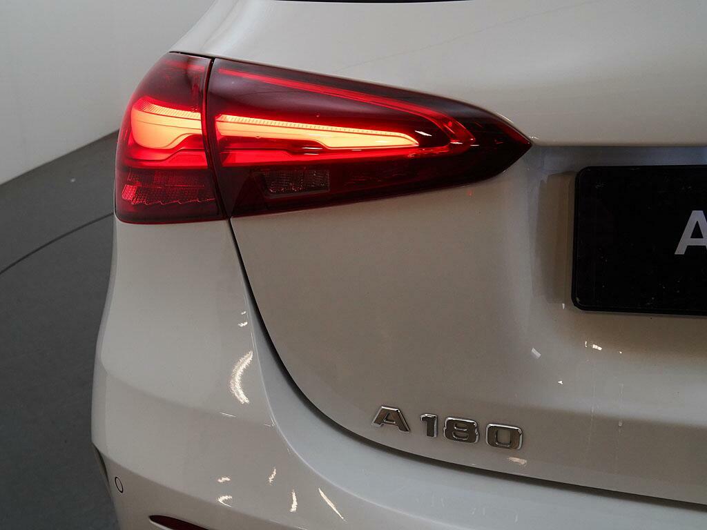 Mercedes-Benz A Class 2.0 A35h Mhev Amg Premium Plus 7G-dct 4Matic Eur Yellow #13