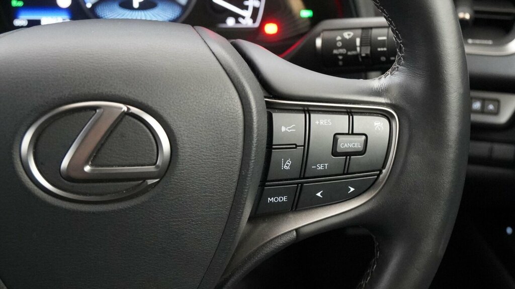 Lexus UX 2.0 Premium Sport Edition Suv Hybrid E- White #21