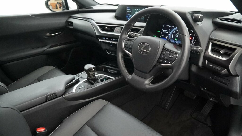 Lexus UX 2.0 Premium Sport Edition Suv Hybrid E- White #7