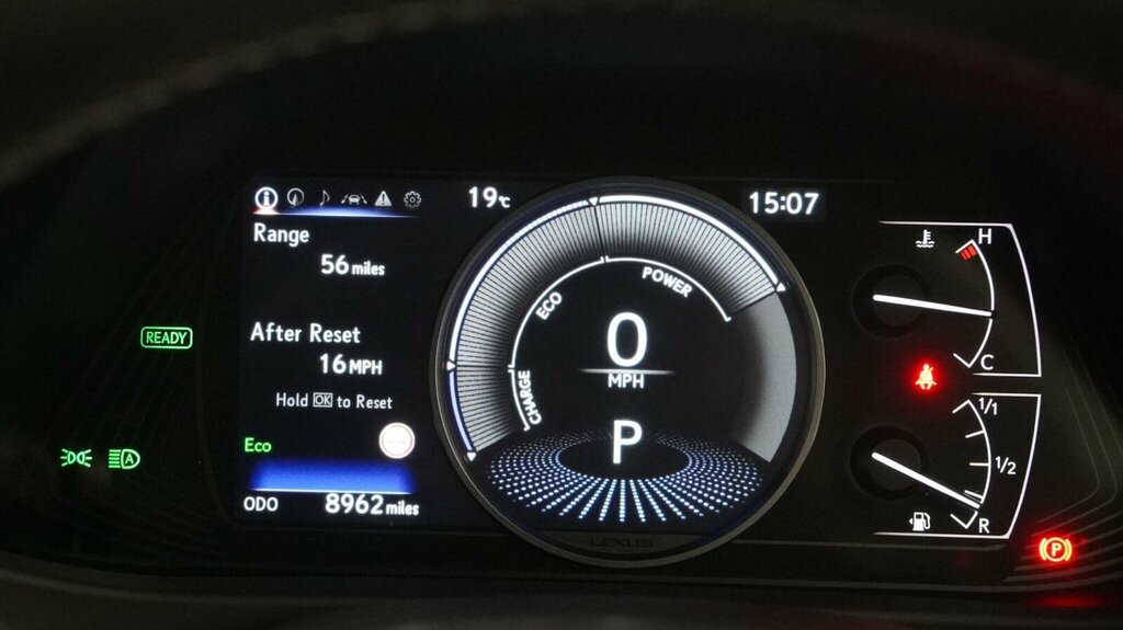 Lexus UX 2.0 Premium Sport Edition Suv Hybrid E- White #29
