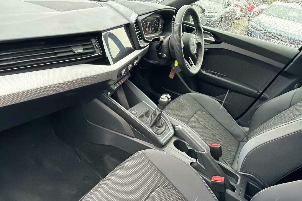 Audi A1 S Line 30 Tfsi 116 Ps 6-Speed SN26XMK Black #2