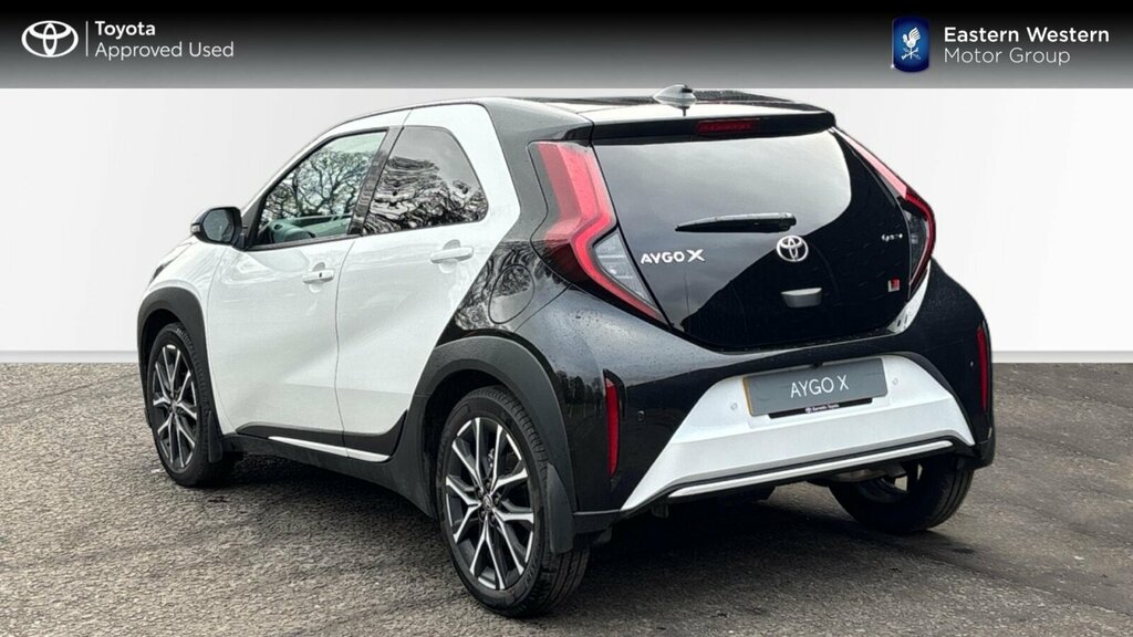 Toyota Aygo X 1.5H Gr Sport Cvt Euro 6 Ss White #4