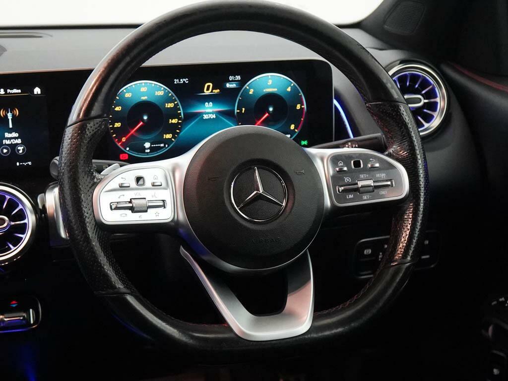 Mercedes-Benz GLB Class 220D 4Matic Amg Line Premium 8G-tronic Black #37