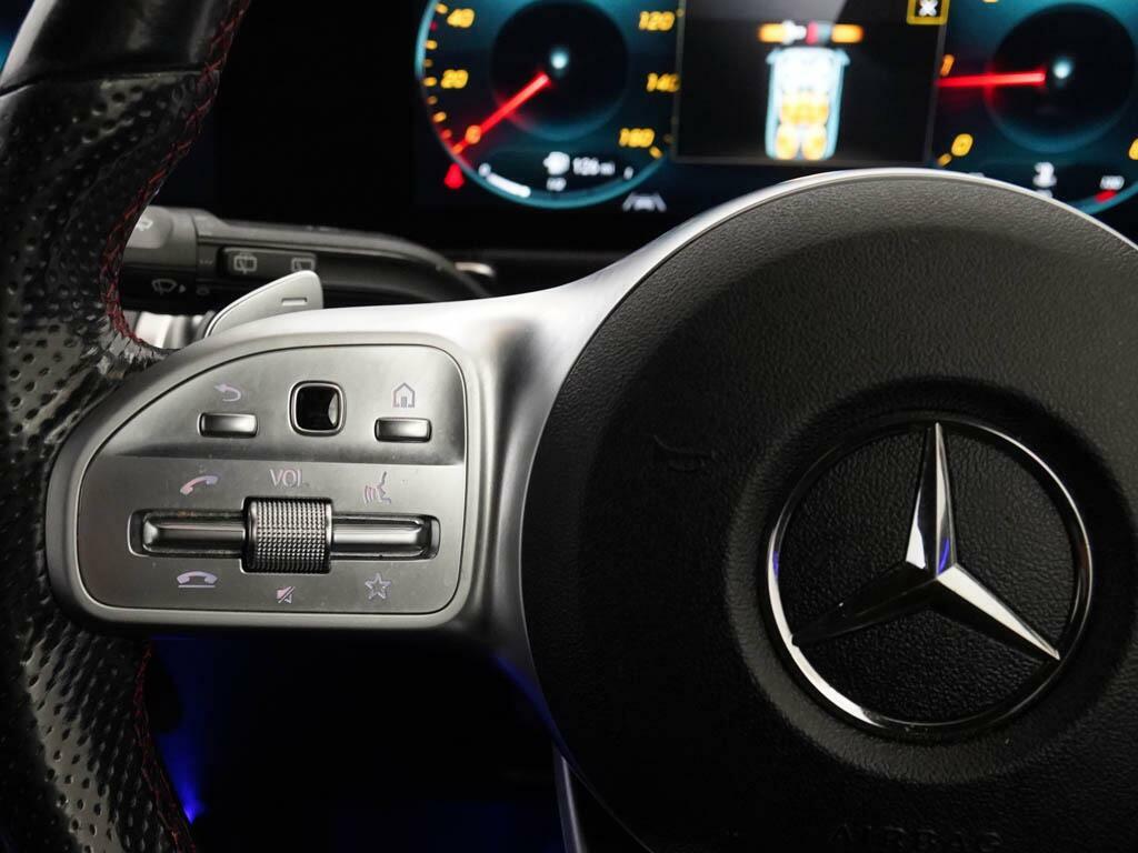 Mercedes-Benz GLB Class 220D 4Matic Amg Line Premium 8G-tronic Black #29