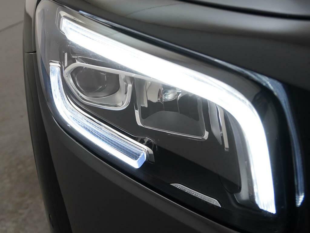 Mercedes-Benz GLB Class 220D 4Matic Amg Line Premium 8G-tronic Black #17