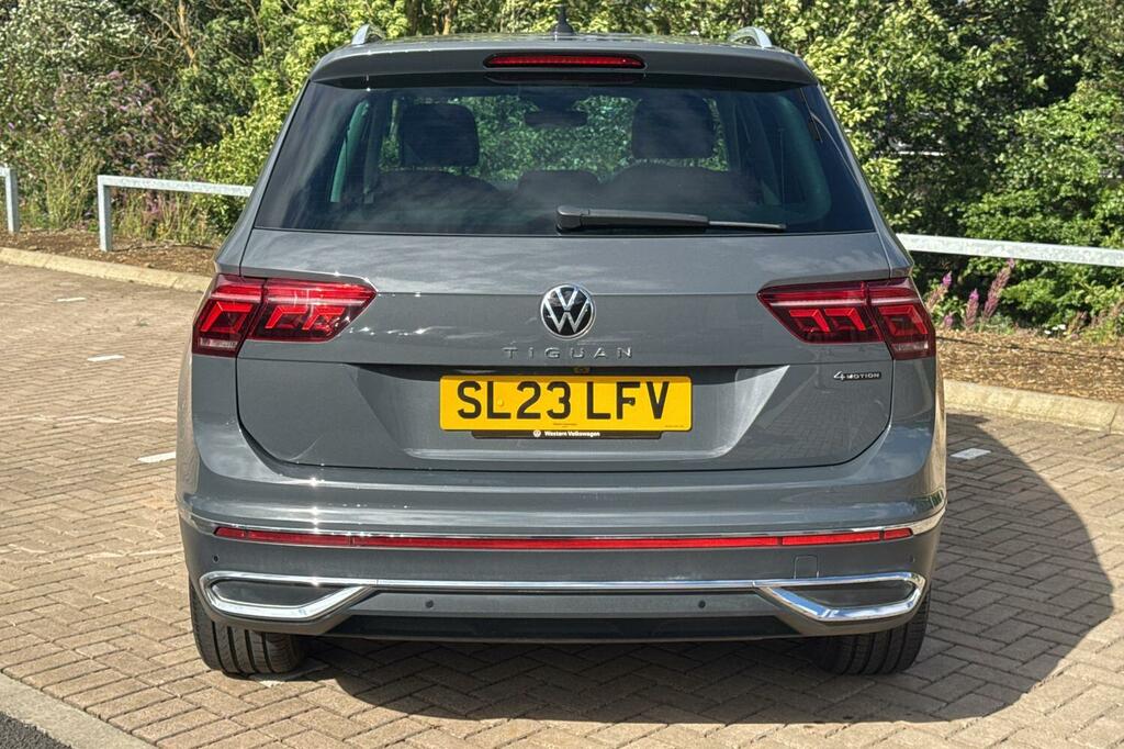 Volkswagen Tiguan 2.0 Tsi 4Motion Elegance Dsg Grey #4