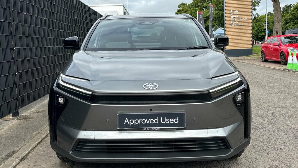 Toyota bZ4X 71.4Kwh Vision 11Kw Obc  #22