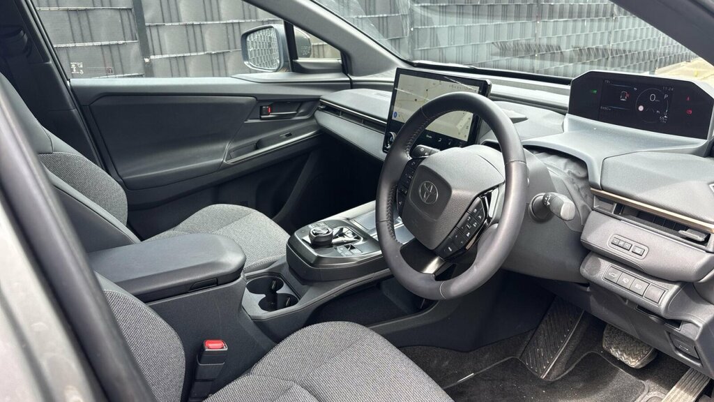 Toyota bZ4X 71.4Kwh Vision 11Kw Obc  #12