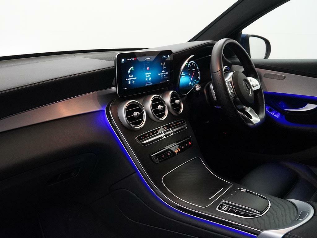 Mercedes-Benz GLC Class 2.0 Glc220d Amg Line Premium G-tronic 4Matic White #40