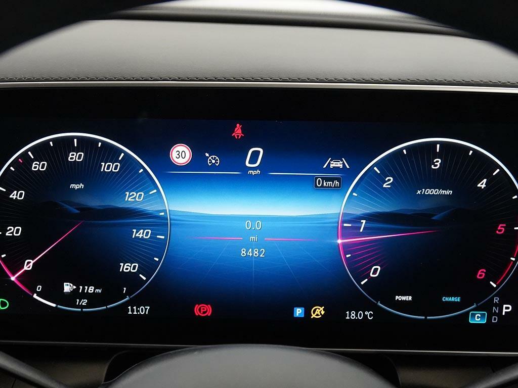 Mercedes-Benz GLC Class Glc 300 D 4Matic Amg Line Premium Grey #4