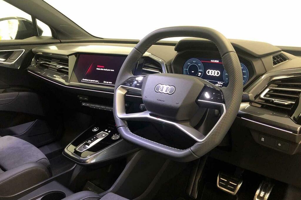 Audi Q4 E Tron Q4 Black Edition 55 E-tron Quattro 250,00 Kw Blue #6