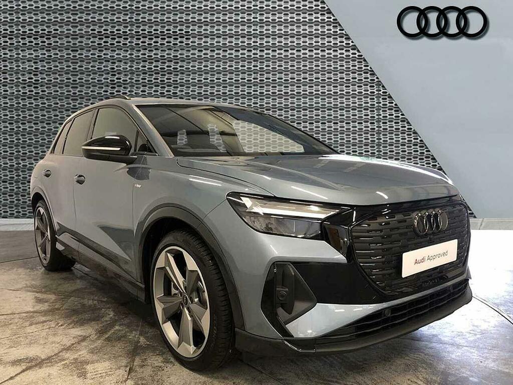 Audi Q4 E Tron Q4 Black Edition 55 E-tron Quattro 250,00 Kw Blue