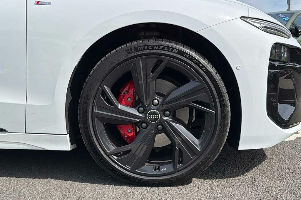 Audi A6 Sportback Edition 1 E-tron Quattro 315,00 Kw White #5