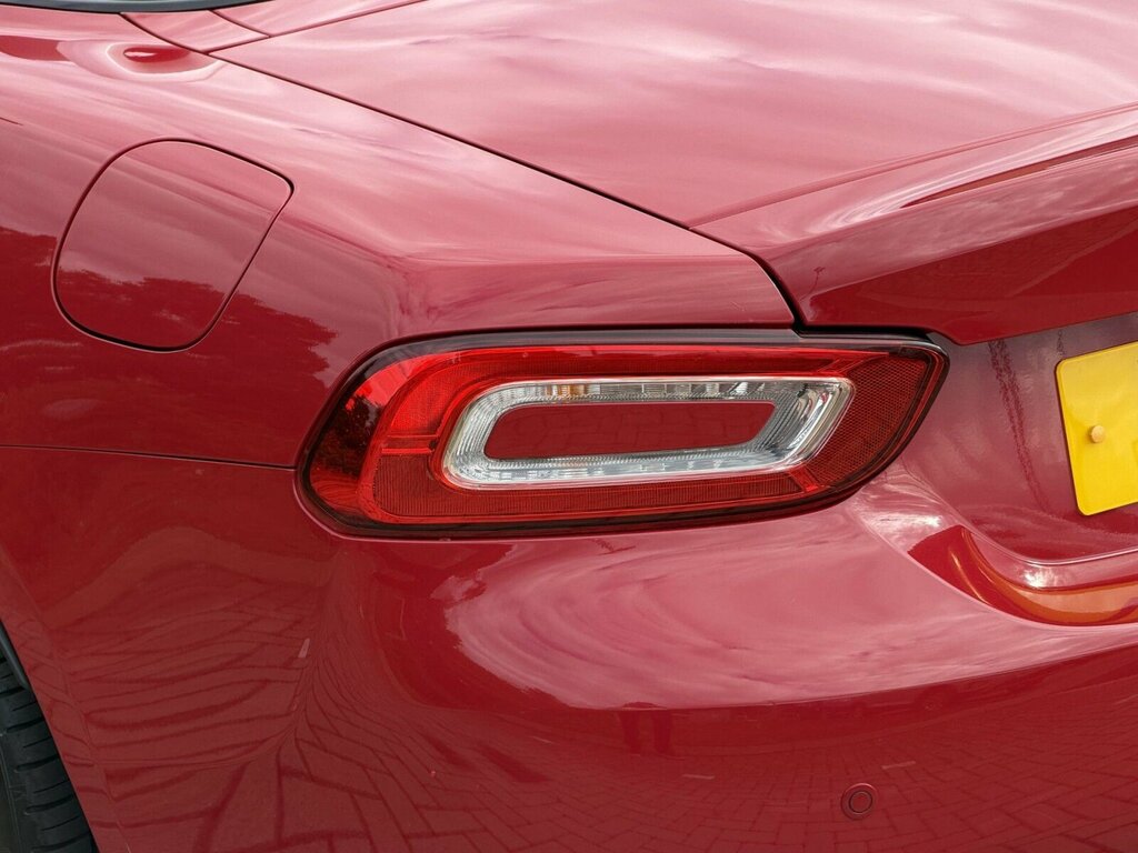 Fiat 124 Spider 1.4 Multiair Lusso Euro 6 Black #9
