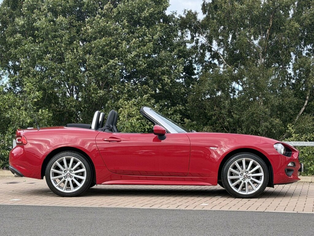 Fiat 124 Spider 1.4 Multiair Lusso Red #4
