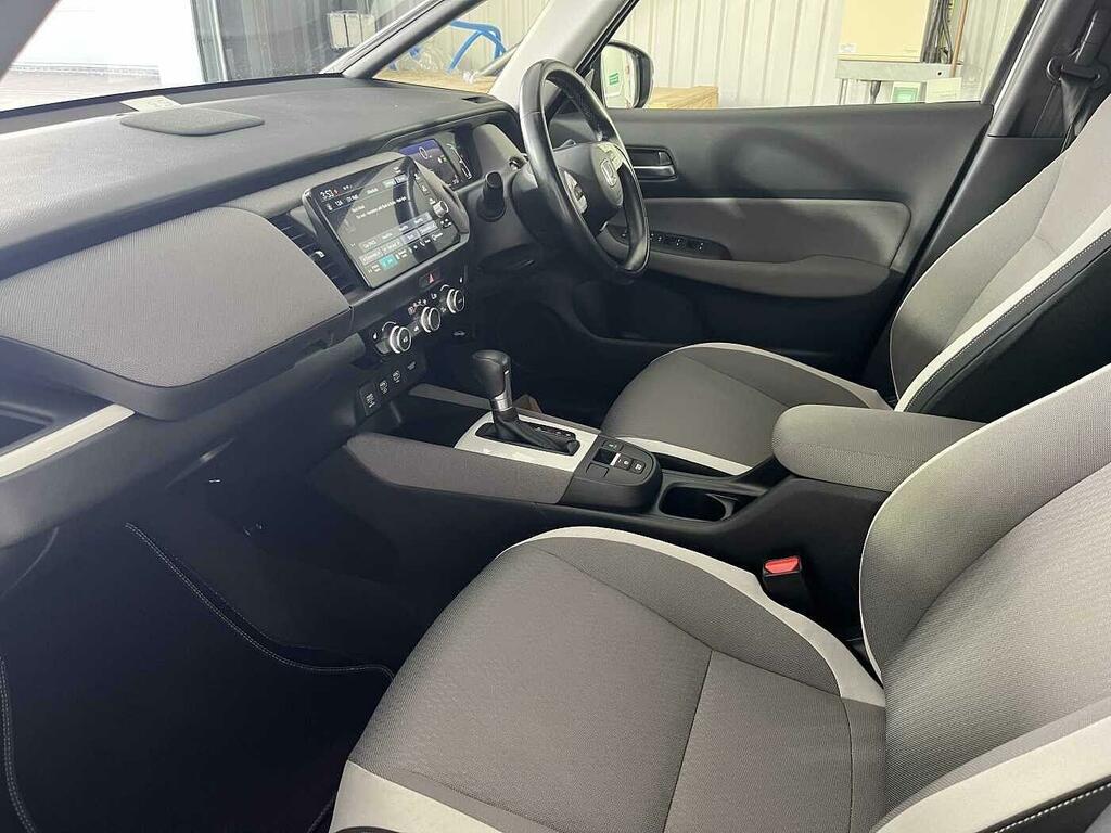 Honda Jazz Honda Jazz 1.5 H I-mmd Crosstar Ex Hatchback P Black #2