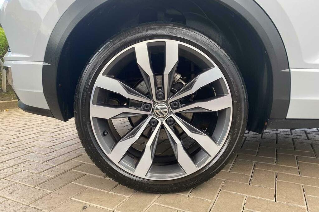 Volkswagen T-Roc 1.5 Tsi Evo R-line Dsg Silver #5