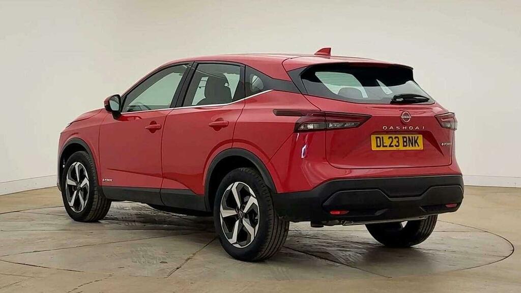 Nissan Qashqai 1.5 190 E-power Acenta Premium With Rear View Red #3