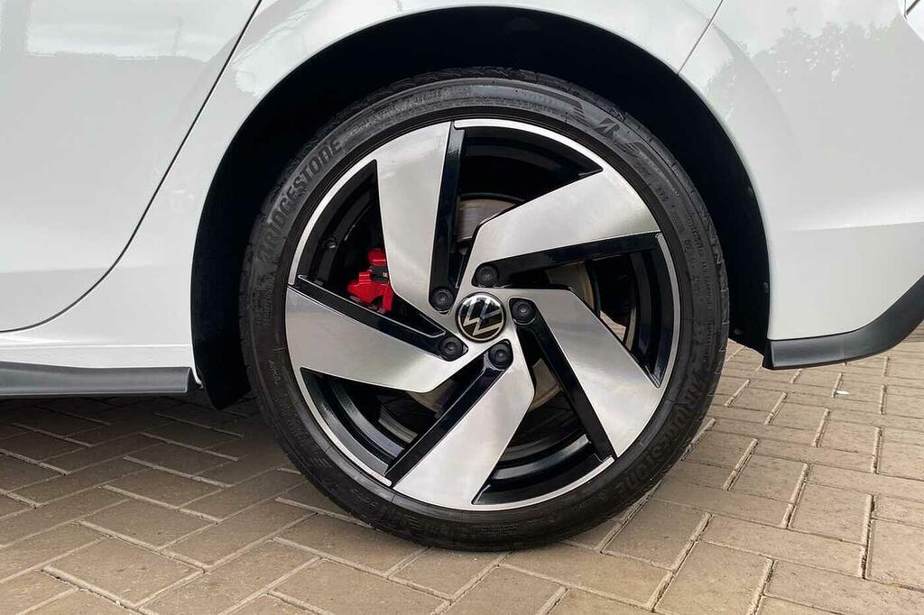 Volkswagen Golf 2.0 Tsi Gti Dsg White #5