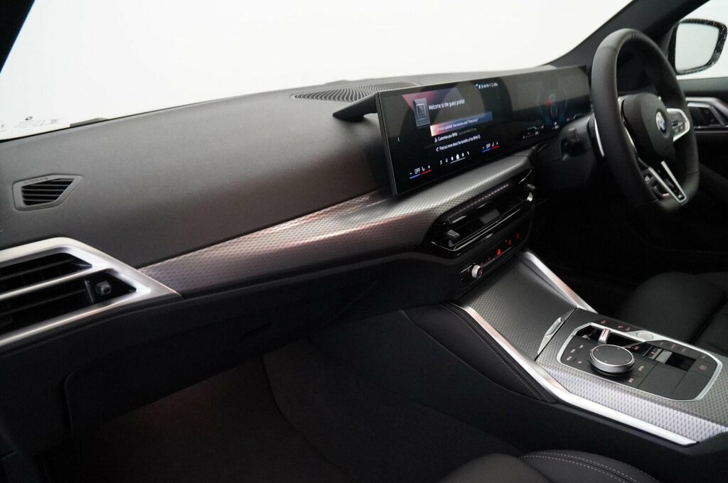 BMW 4 Series M440i Xdrive Convertible Red #10