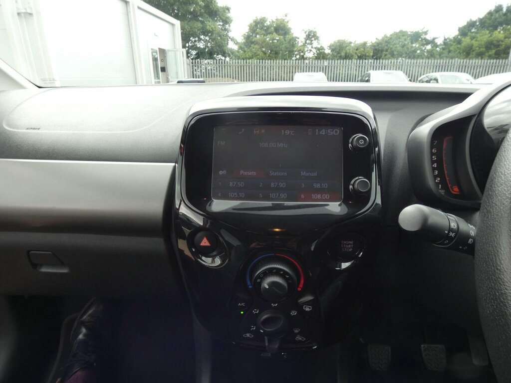 Peugeot 108 1.0 Active Hatchback Euro 6 68 Blue #10