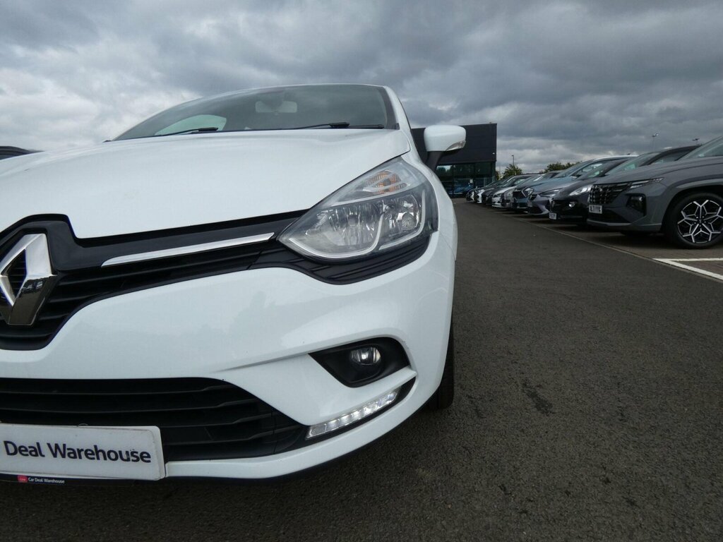 Renault Clio 1.2 16V Dynamique Nav Euro 6 White #2