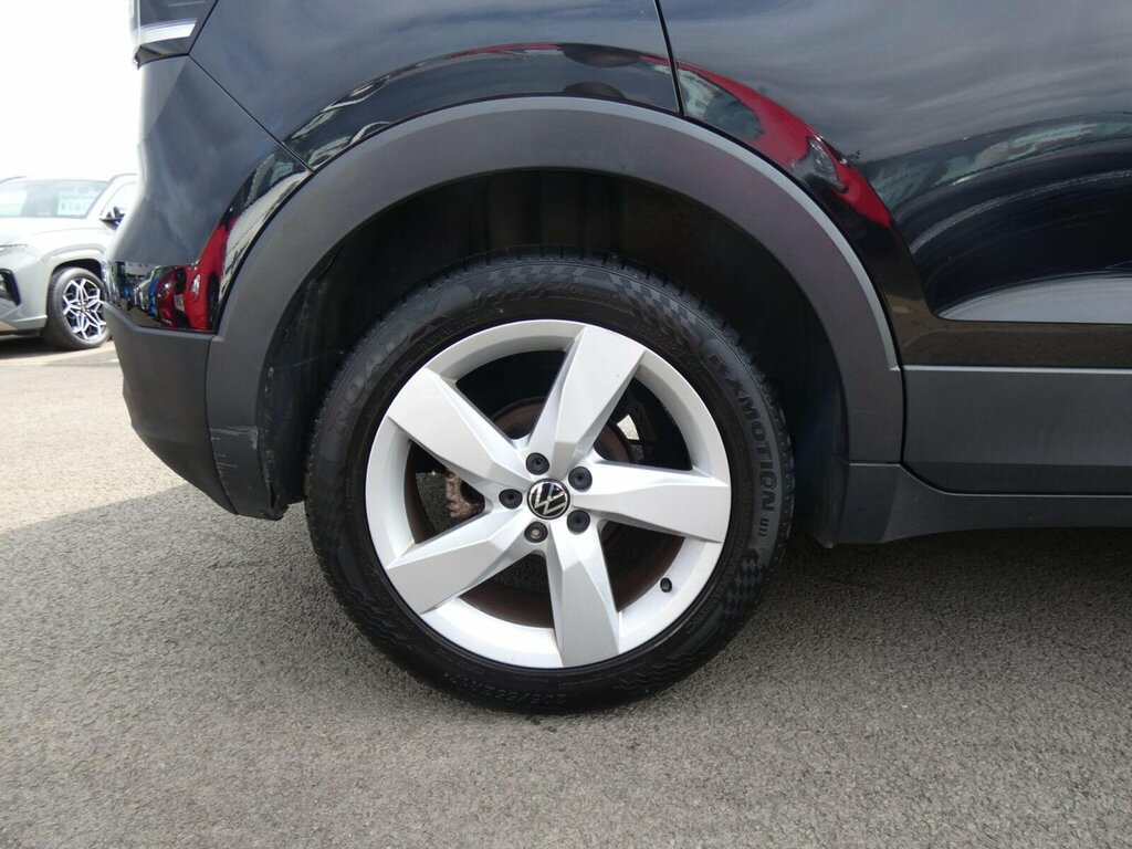 Volkswagen T-Cross Se Tsi Red #7