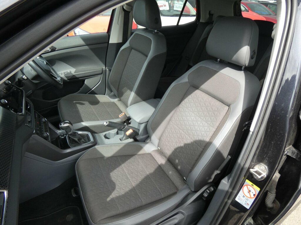 Volkswagen T-Cross Se Tsi Red #13