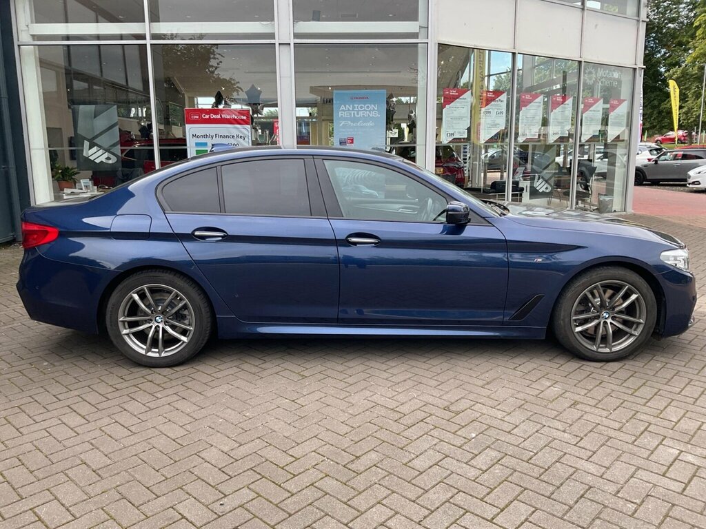BMW 5 Series 520D Xdrive M Sport Black #7