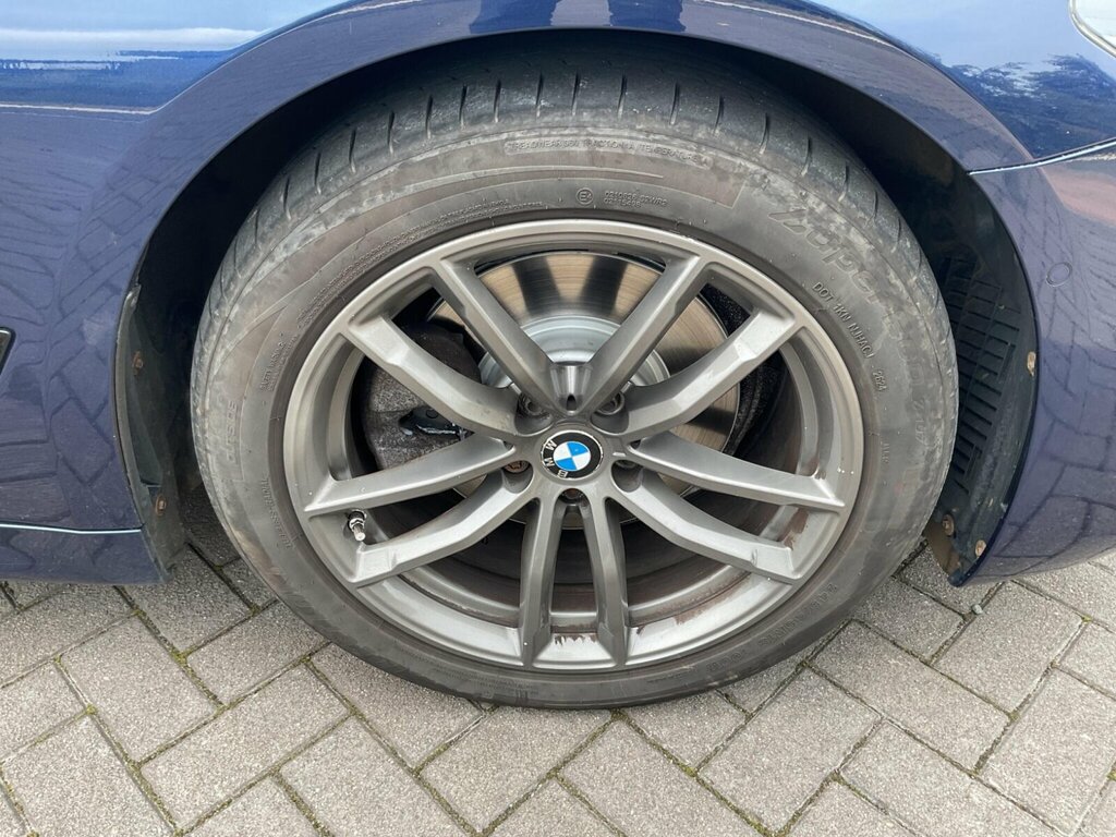 BMW 5 Series 520D Xdrive M Sport Black #24