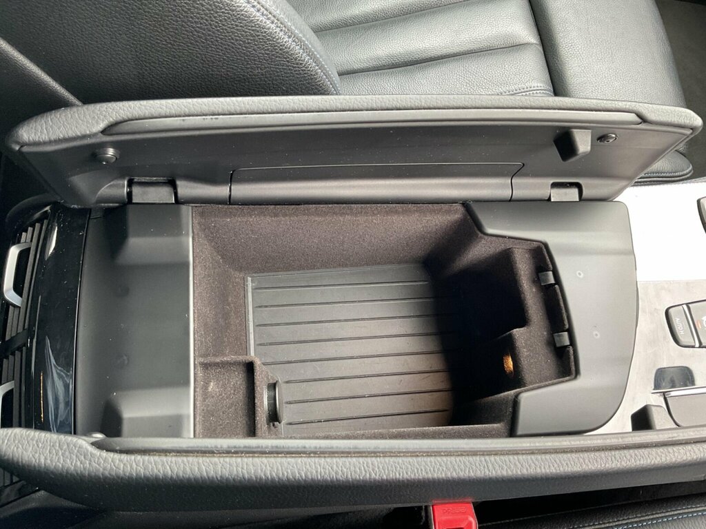 BMW 5 Series 520D Xdrive M Sport Black #29