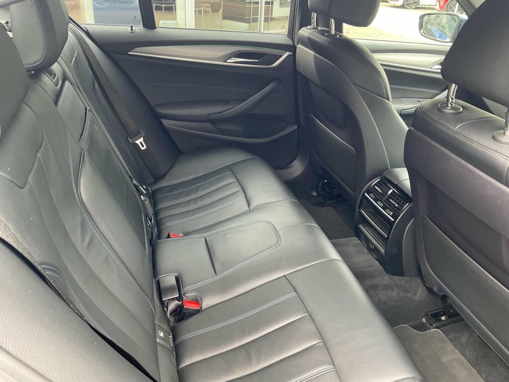 BMW 5 Series 520D Xdrive M Sport Black #14