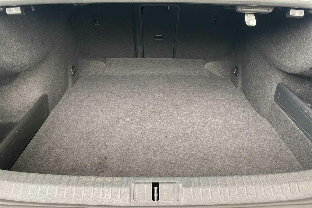 Volkswagen Passat Mk8 Facelift Sal 1.5 Tsi 150 R-line Evo Dsg Grey #11