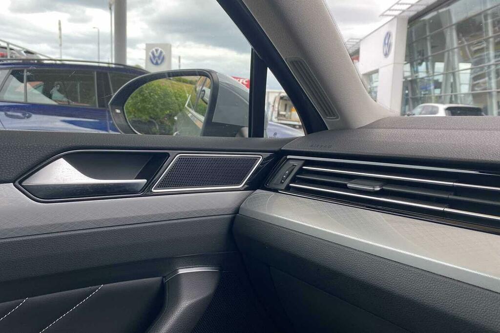 Volkswagen Passat Mk8 Facelift Sal 1.5 Tsi 150 R-line Evo Dsg Grey #21