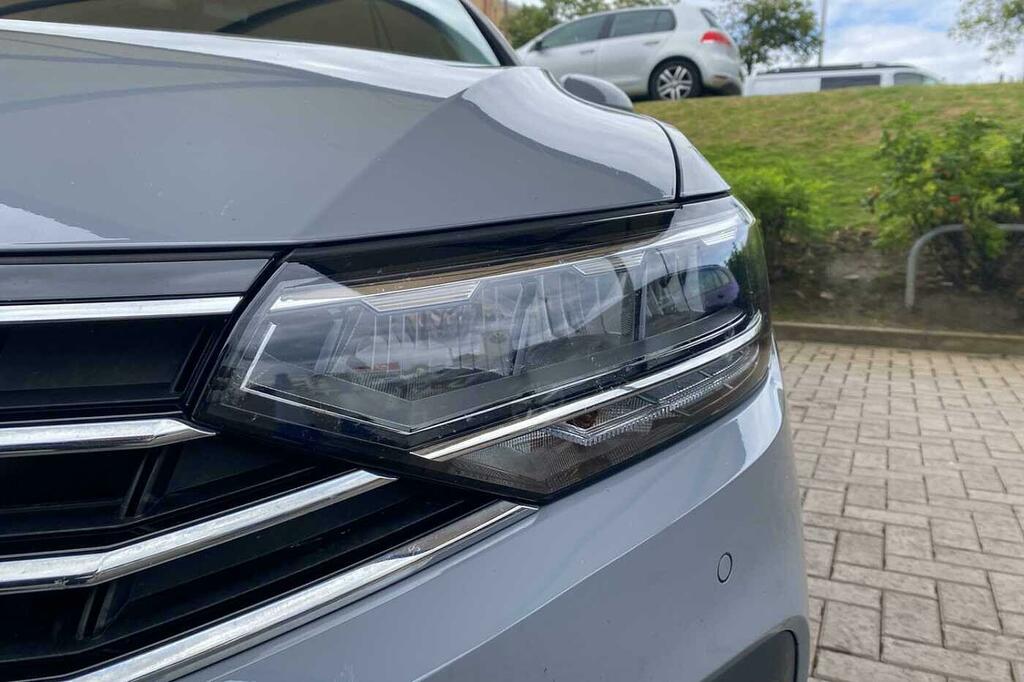 Volkswagen Passat Mk8 Facelift Sal 1.5 Tsi 150 R-line Evo Dsg Grey #42