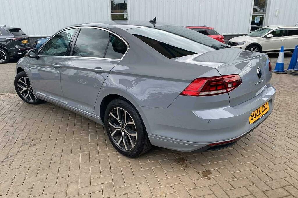Volkswagen Passat 1.5 Tsi Evo Sel Grey #3