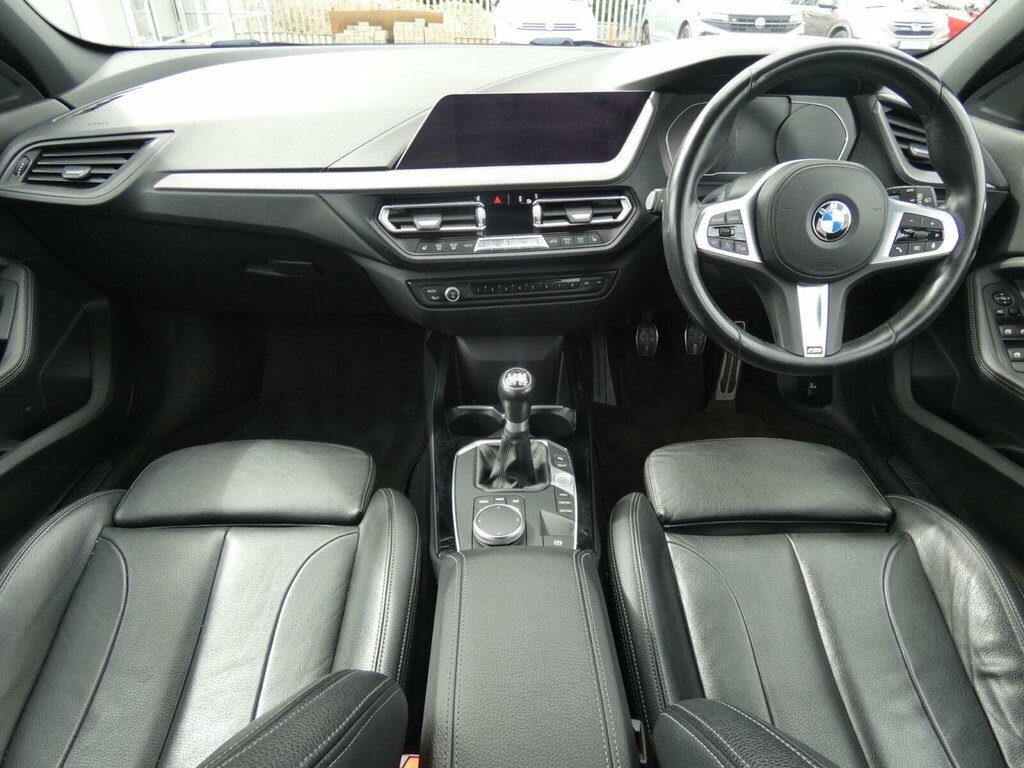 BMW 1 Series 118I M Sport Black #10