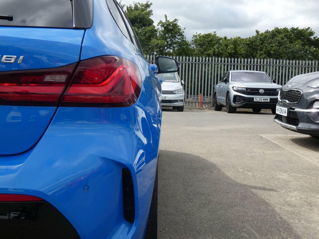 BMW 1 Series 118I M Sport Black #35