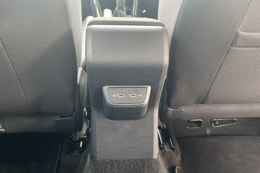 Volkswagen Taigo 1.0 Tsi 110 Style Dsg Black #48