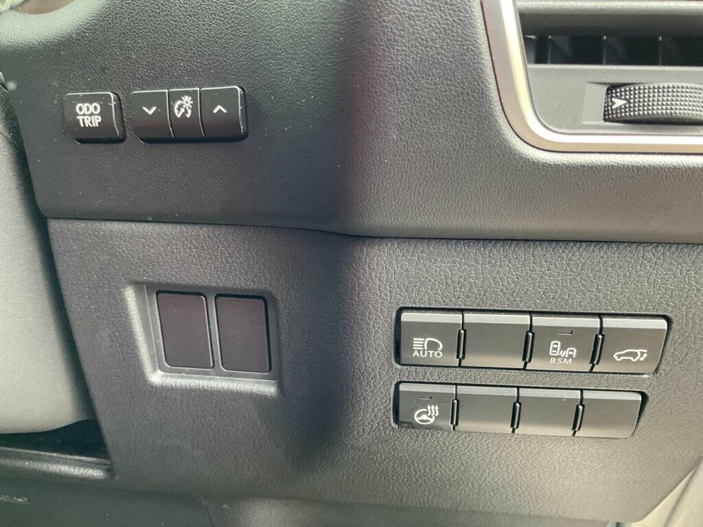 Lexus NX 300H 2.5 Cvt Premium Sport Edition Silver #18