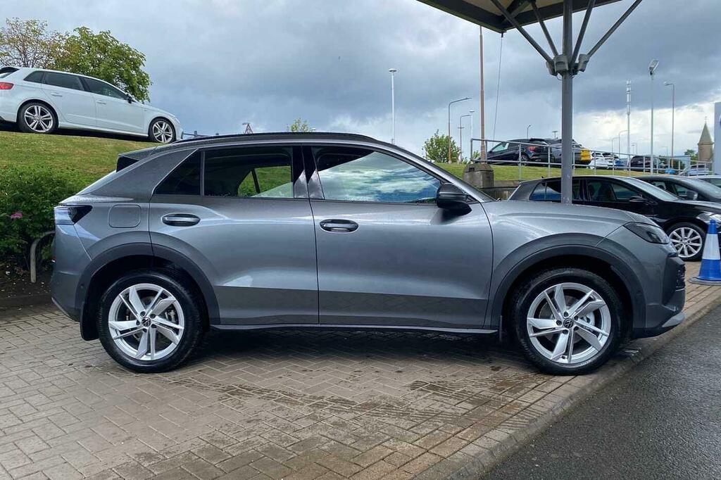 Volkswagen T-Roc 1.5 Etsi Life Dsg Grey #4