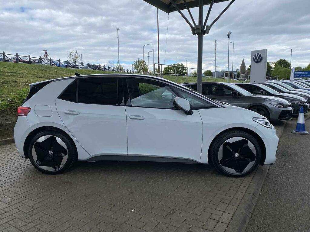 Volkswagen ID.3 150Kw Match Pro S 79Kwh 5 Seats White #4