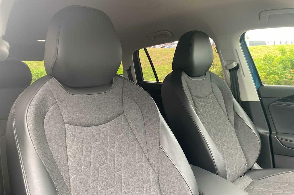 Volkswagen Tayron 2.0 Tdi R-line Dsg7 7 Seat Black #38